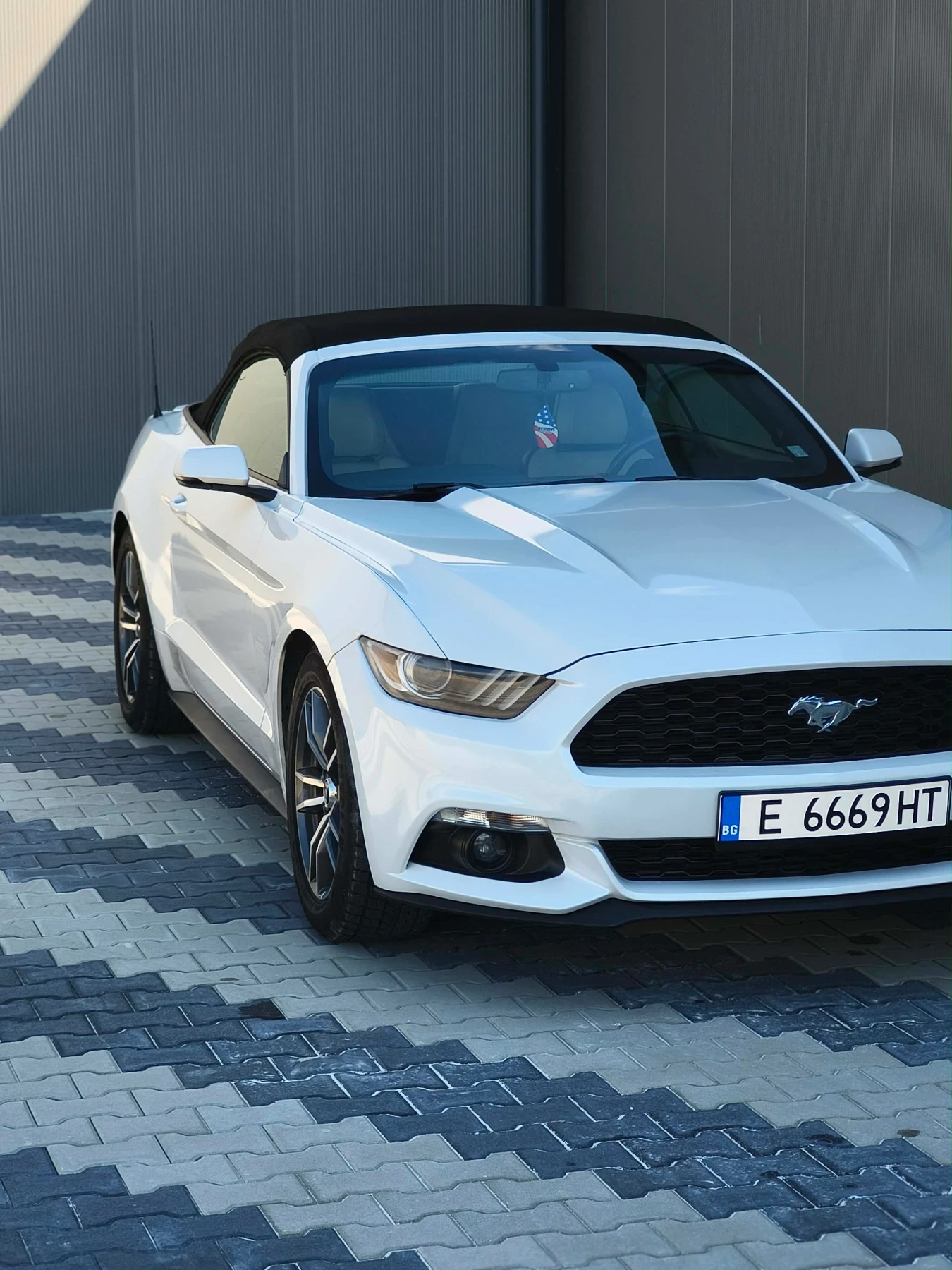 Ford Mustang 2.3 Premium, снимка 4 - Автомобили и джипове - 55550824
