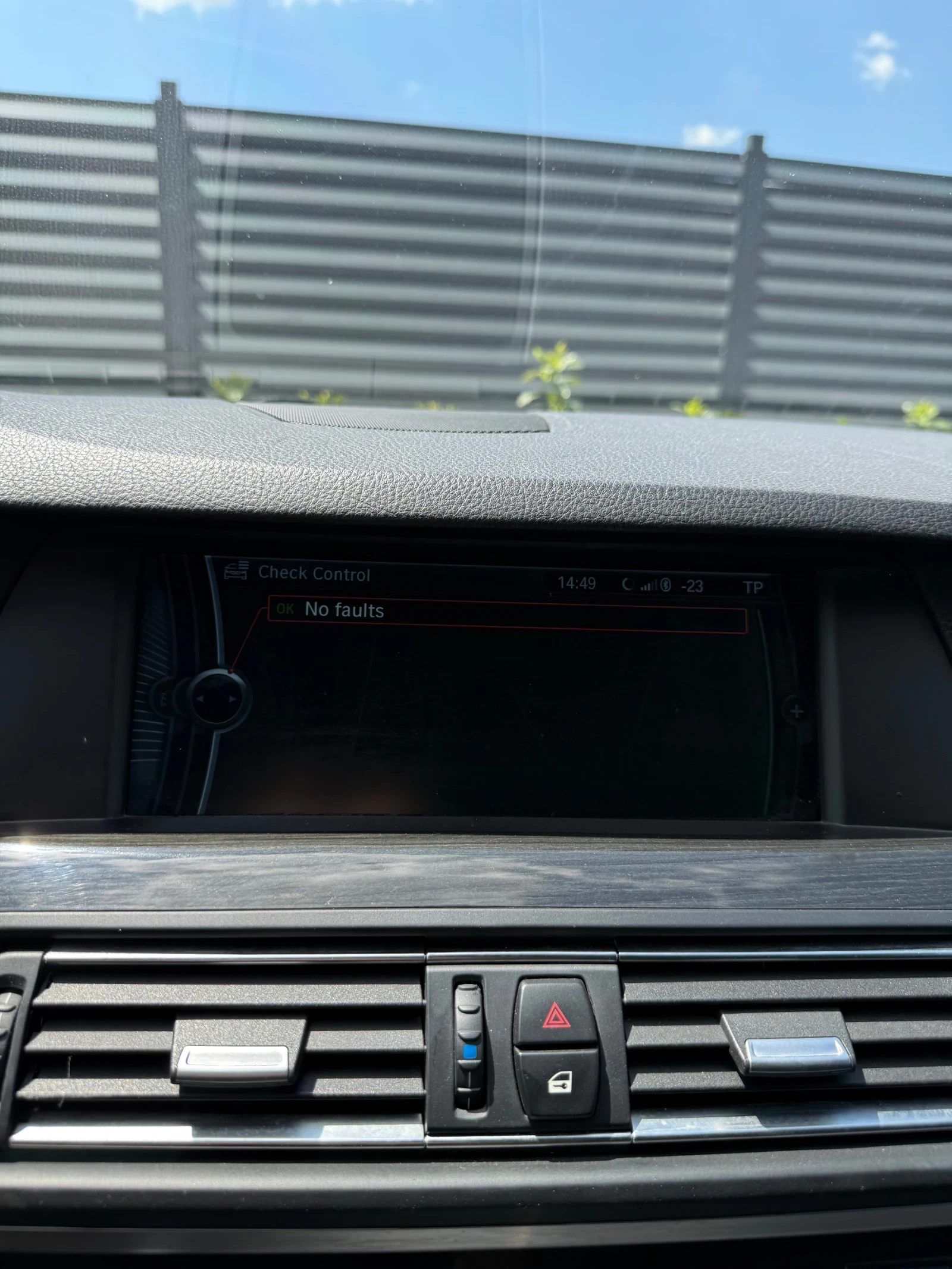 BMW 530 xdrive* adaptive drive* key less* soft close* , снимка 13 - Автомобили и джипове - 54545614