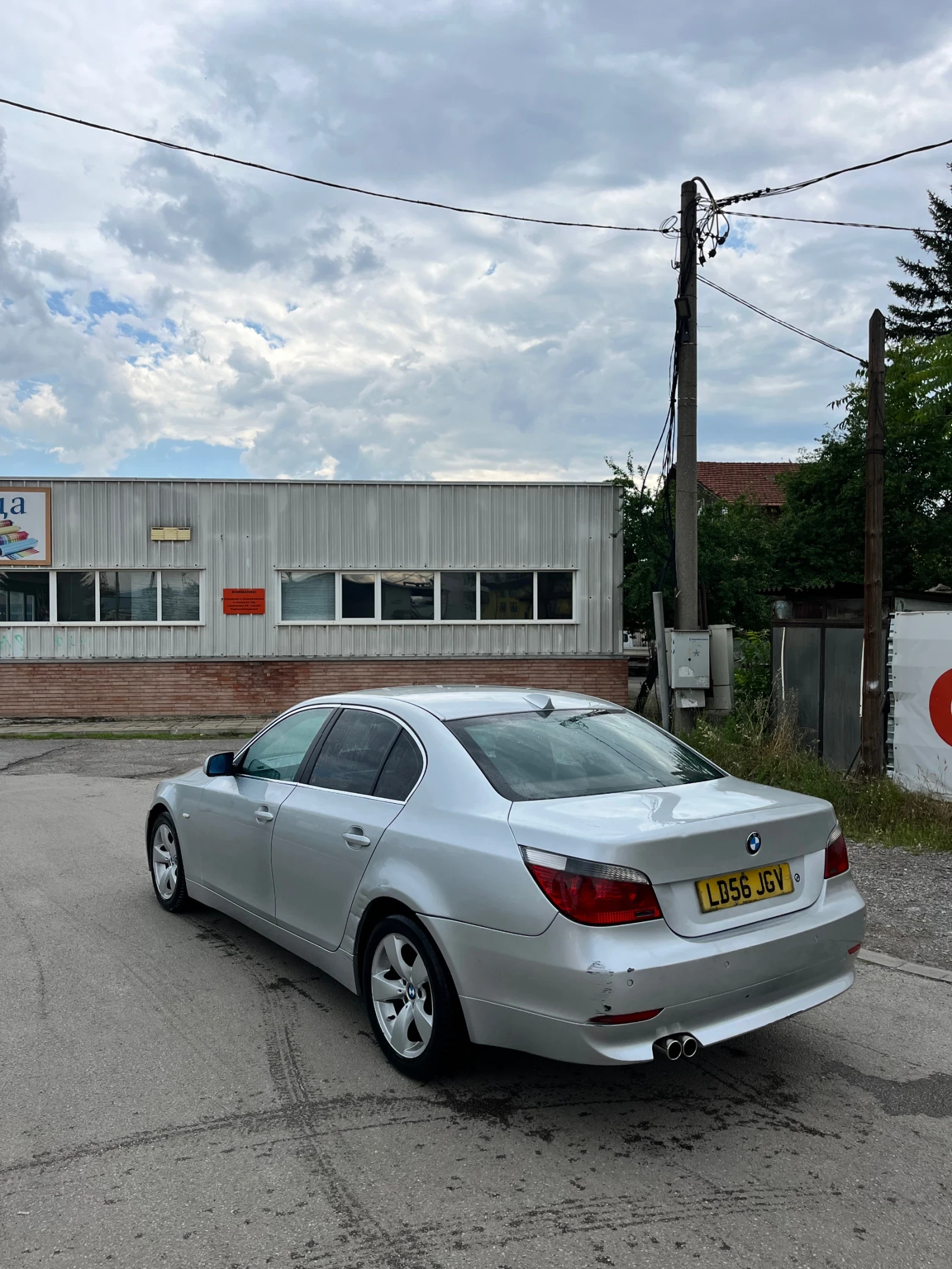 BMW 520 230кс, снимка 5 - Автомобили и джипове - 54803635