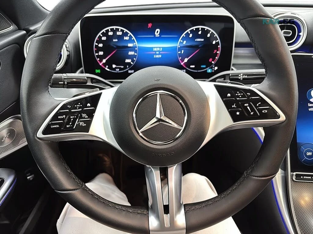 Mercedes-Benz C 300 * АвтоКредит * (КРАЙНА цена до БЪЛГАРИЯ), снимка 10 - Автомобили и джипове - 54824377