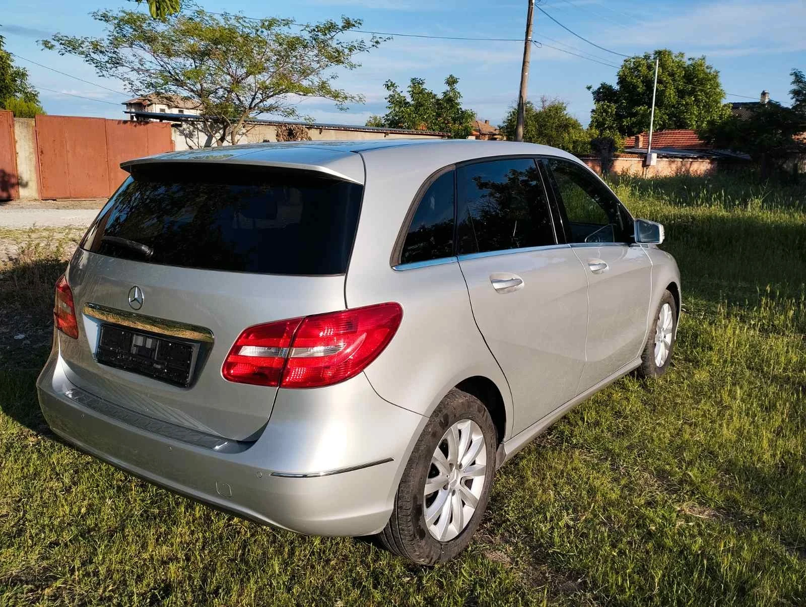 Mercedes-Benz B 200, снимка 6 - Автомобили и джипове - 55123357
