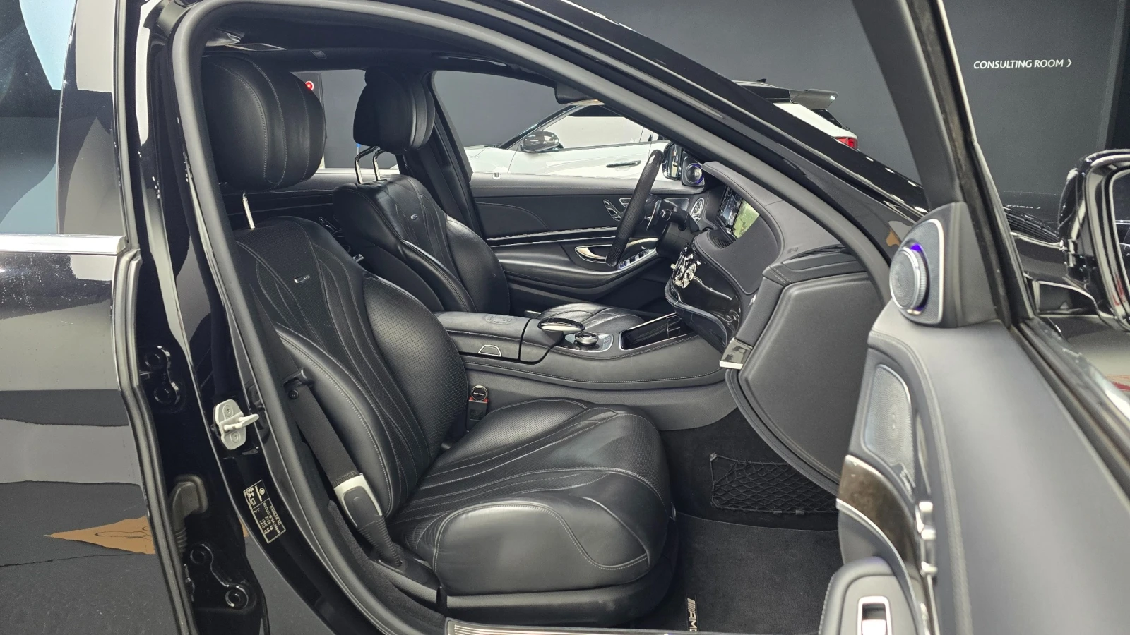 Mercedes-Benz S 63 AMG, снимка 12 - Автомобили и джипове - 55475575