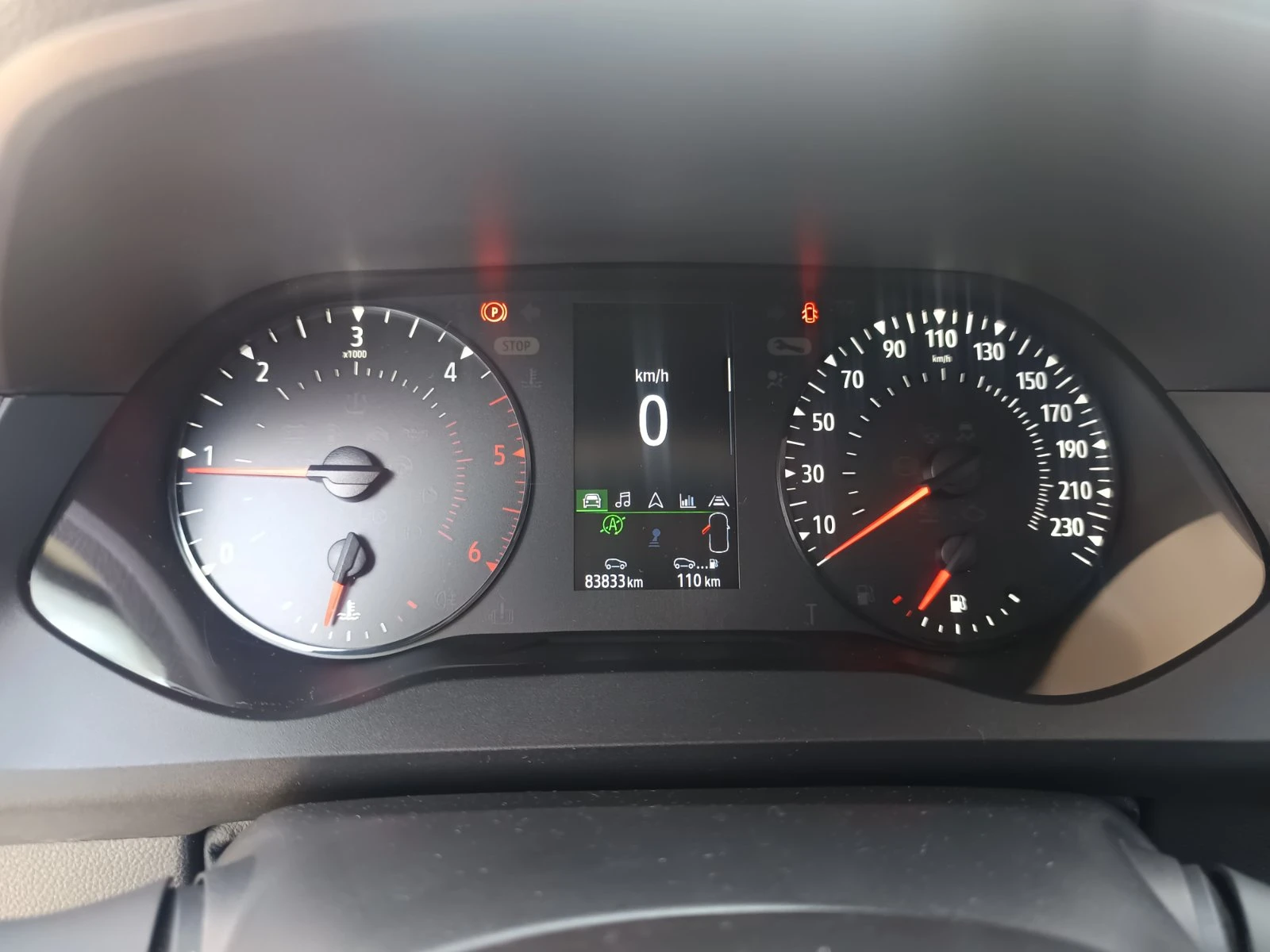 Renault Kangoo 1.5dCi/ 95к.с./ КАПАРИРАН, снимка 14 - Автомобили и джипове - 55559077