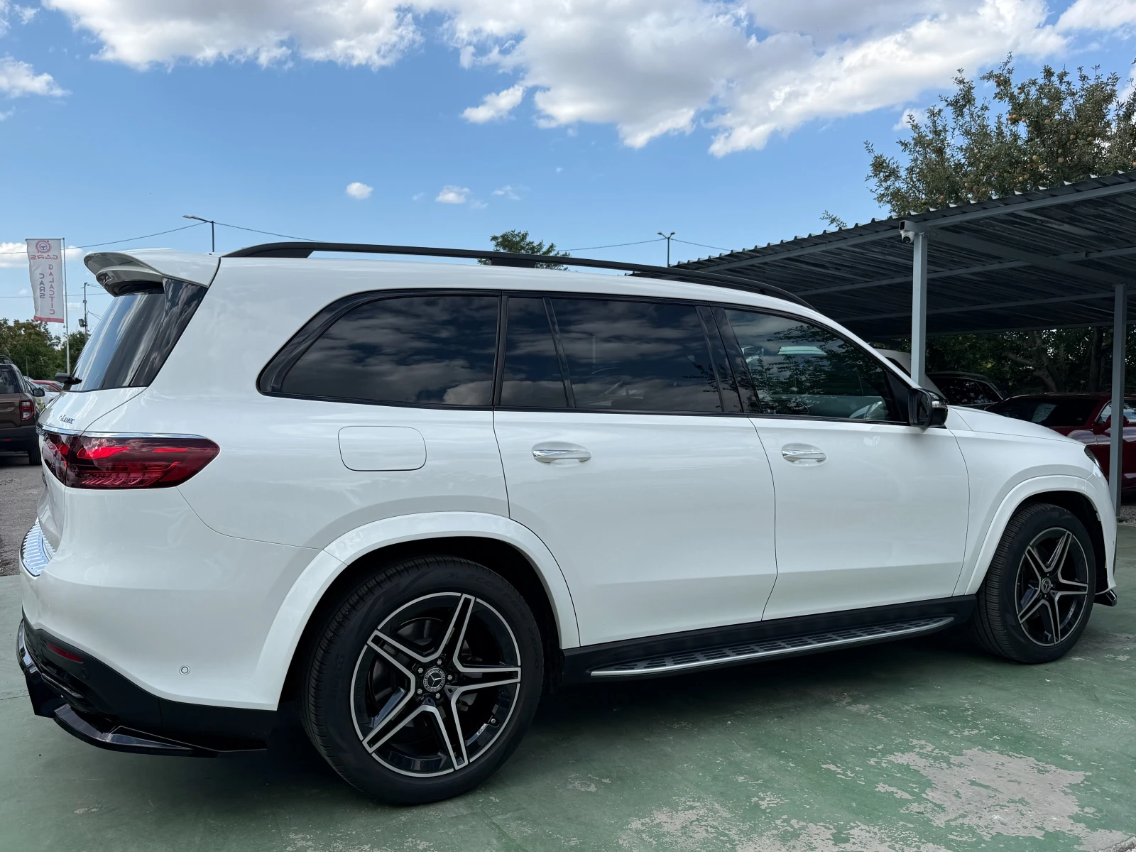 Mercedes-Benz GLS 450 AMG-LINE, AIRMATIC, 5+ 1 SEATS, снимка 4 - Автомобили и джипове - 55670715