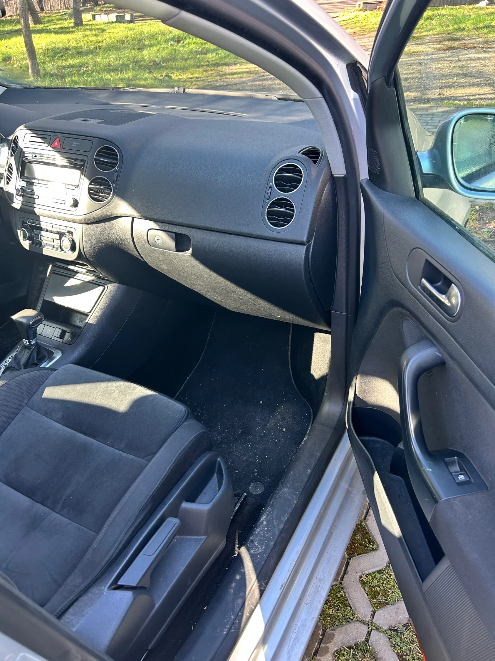 VW Golf Plus 1.4 TSI, снимка 9 - Автомобили и джипове - 55737517