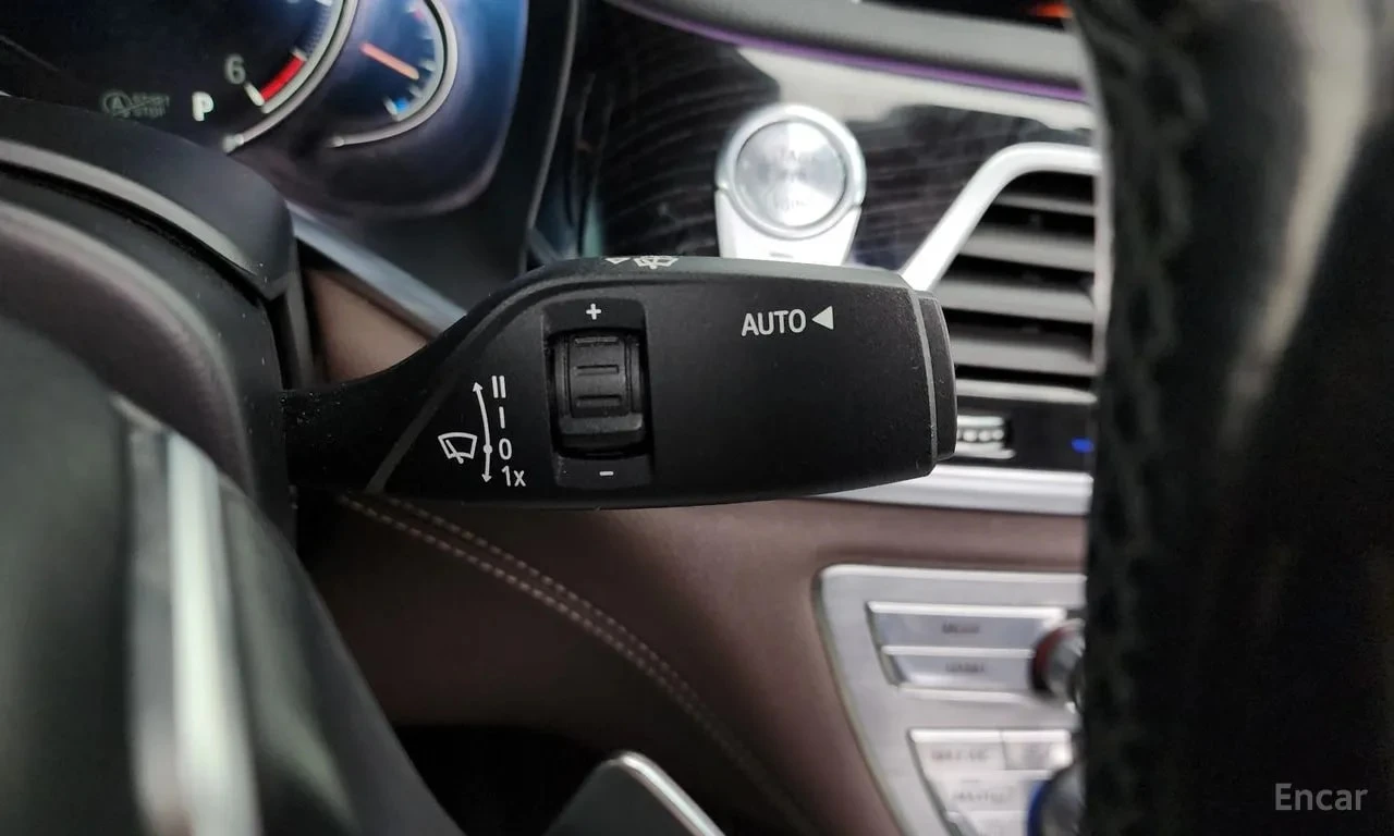 BMW 740 * 740d xDrive M Sport * ЦЕНА ДО БГ, снимка 15 - Автомобили и джипове - 55876697