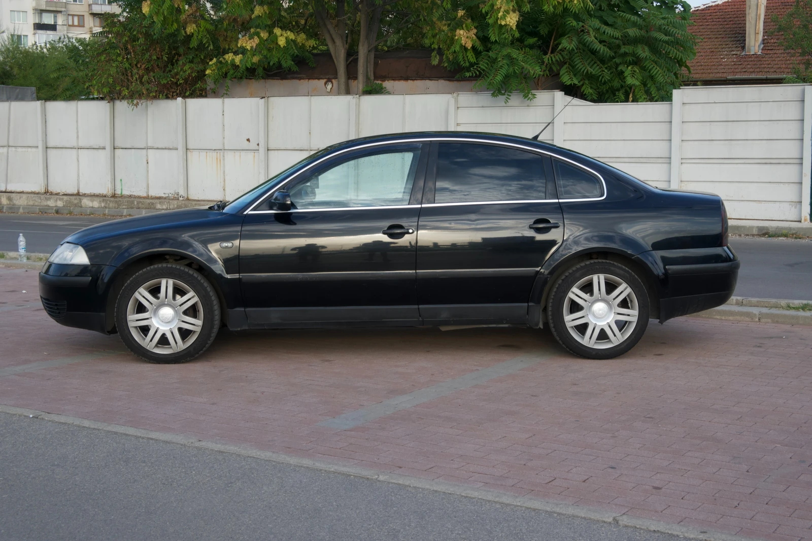 VW Passat, снимка 2 - Автомобили и джипове - 56131929