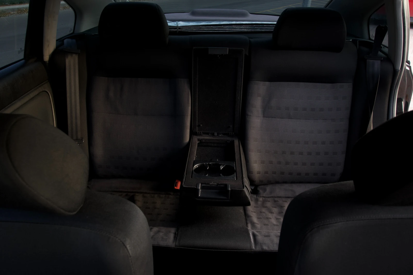 VW Passat, снимка 11 - Автомобили и джипове - 56131929