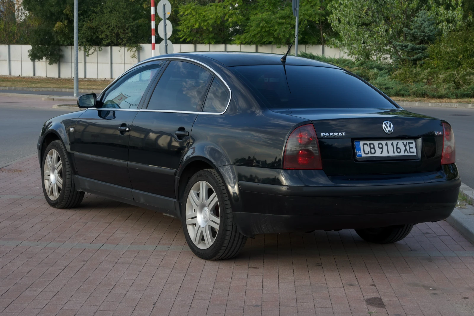 VW Passat, снимка 3 - Автомобили и джипове - 56131929