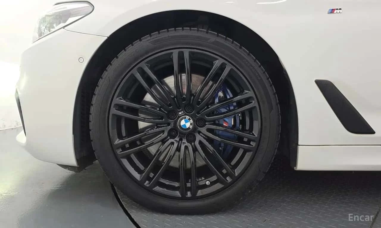 BMW 540 * 540i xDrive M Sport Plus * ЦЕНА ДО БГ, снимка 5 - Автомобили и джипове - 56182503