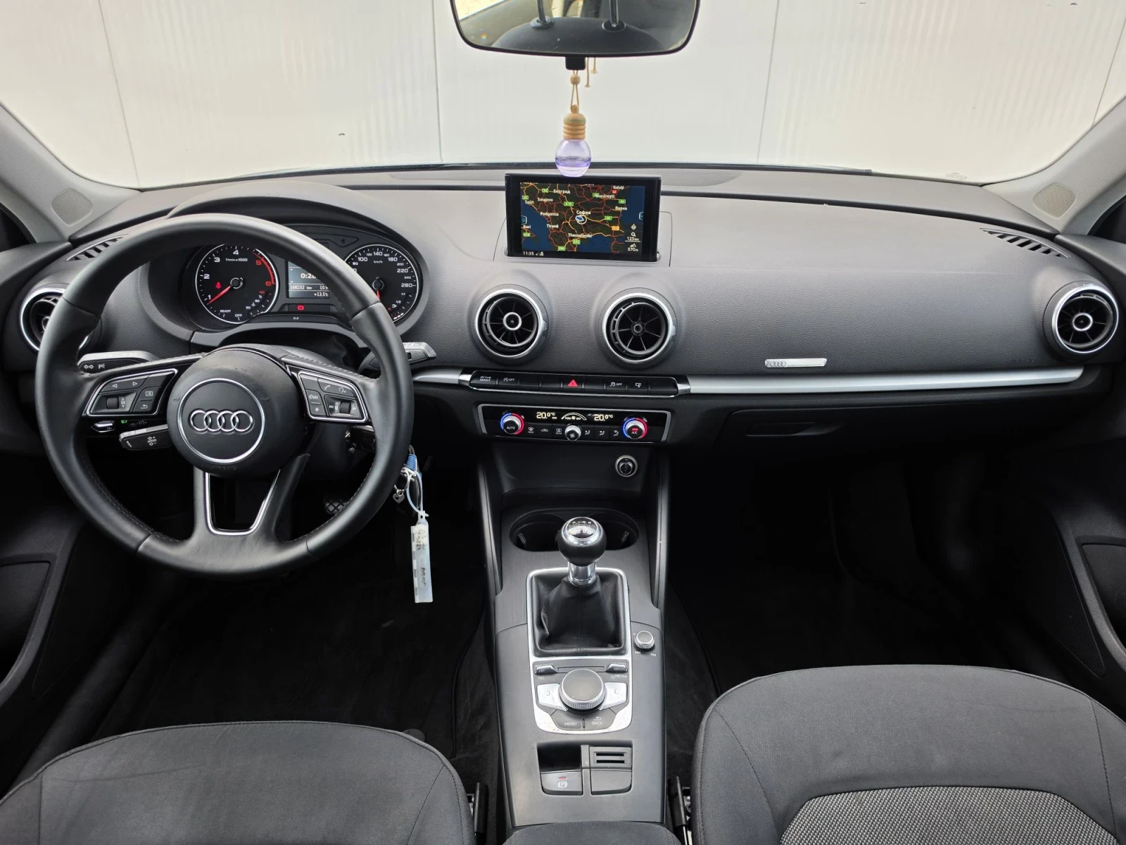 Audi A3 1.6TDi Navi Led, снимка 10 - Автомобили и джипове - 56220797