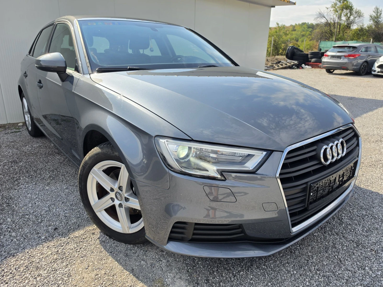 Audi A3 1.6TDi Navi Led, снимка 3 - Автомобили и джипове - 56220797
