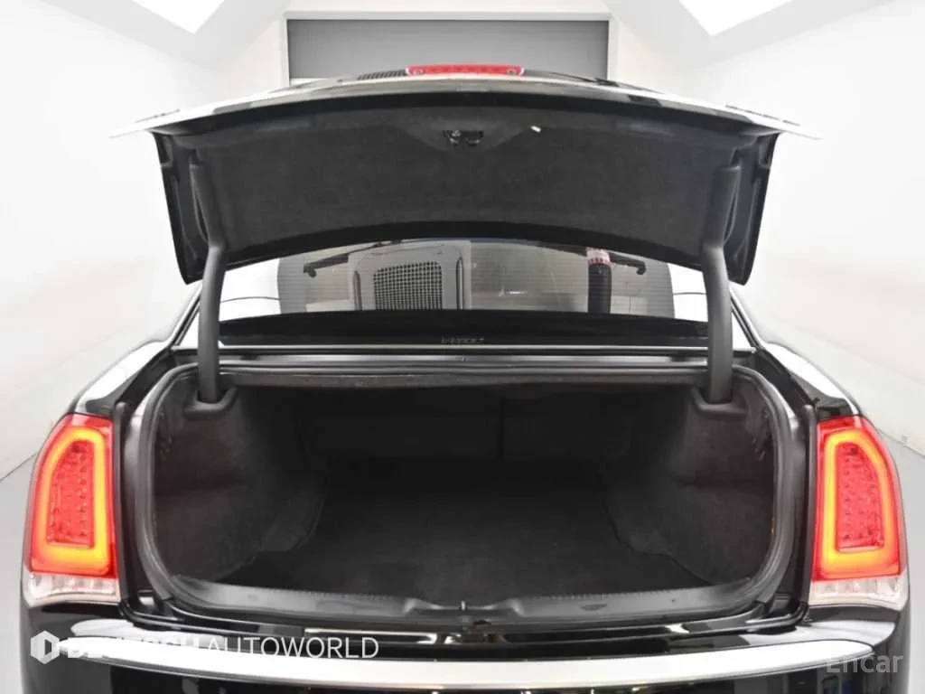 Chrysler 300c AWD | 94хил км | ФЕЙС, снимка 17 - Автомобили и джипове - 56566903