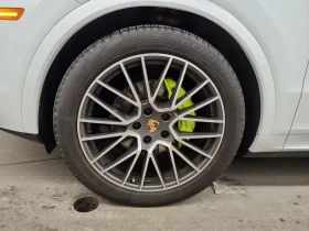 Porsche Cayenne E HYBRID * Coupe * Chrono * CARFAX *  - 59100 € / 115589.55 лв. - 69492590 14