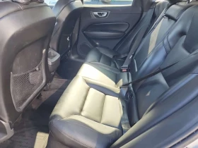 Volvo XC60  CORE | ПАНО | KEYLESS | 360  | 2 КЛЮЧА - 25300 € / 49482.50 лв. - 32370898 12