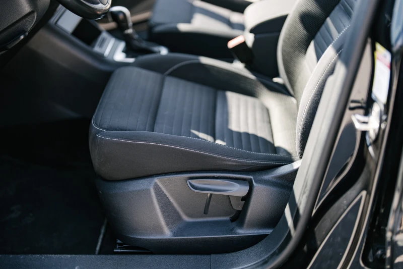 VW Tiguan Sport, снимка 8 - Автомобили и джипове - 52773203