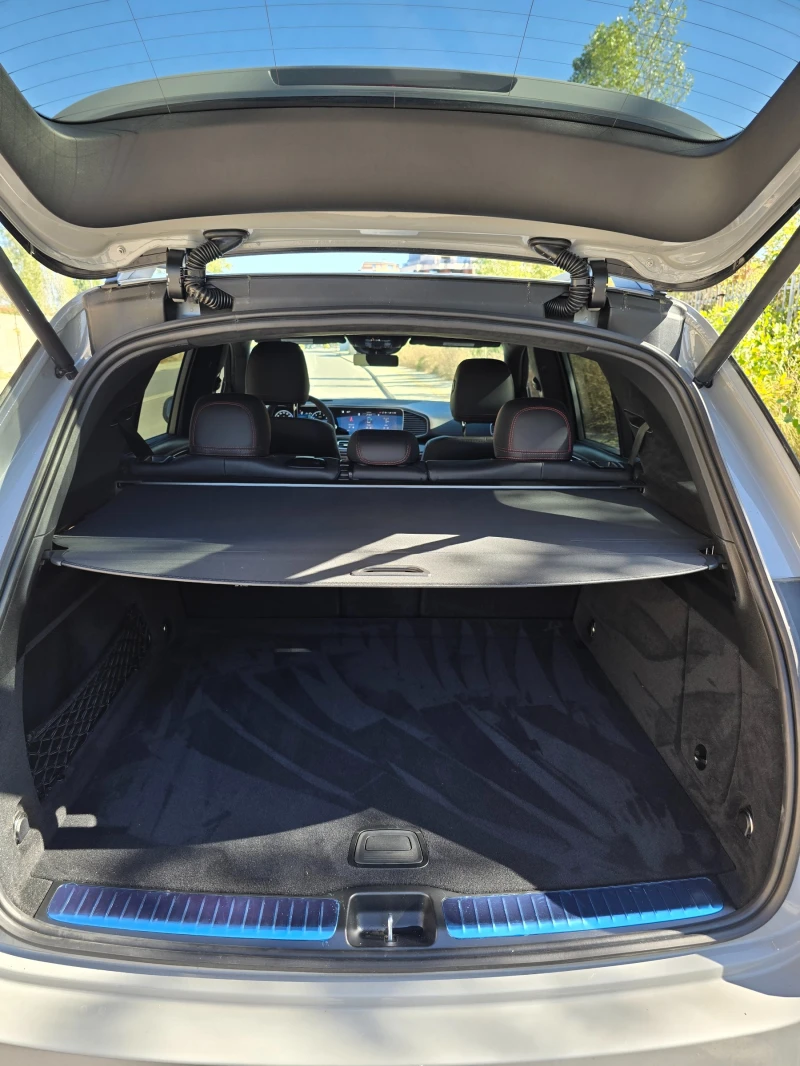 Mercedes-Benz GLE 63 S AMG 4Matic+ Pano HuD Face Burmester Carbon, снимка 14 - Автомобили и джипове - 52057777