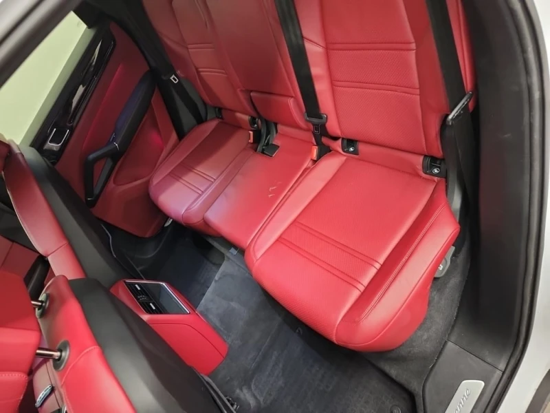 Porsche Cayenne E HYBRID * Coupe * Chrono * CARFAX * , снимка 11 - Автомобили и джипове - 53378175