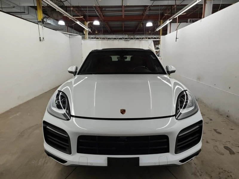 Porsche Cayenne E HYBRID * Coupe * Chrono * CARFAX * , снимка 3 - Автомобили и джипове - 53378175