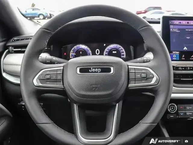 Jeep Compass * Limited * 2024 * 4x4 AWD * Кожен салон * , снимка 16 - Автомобили и джипове - 53269855
