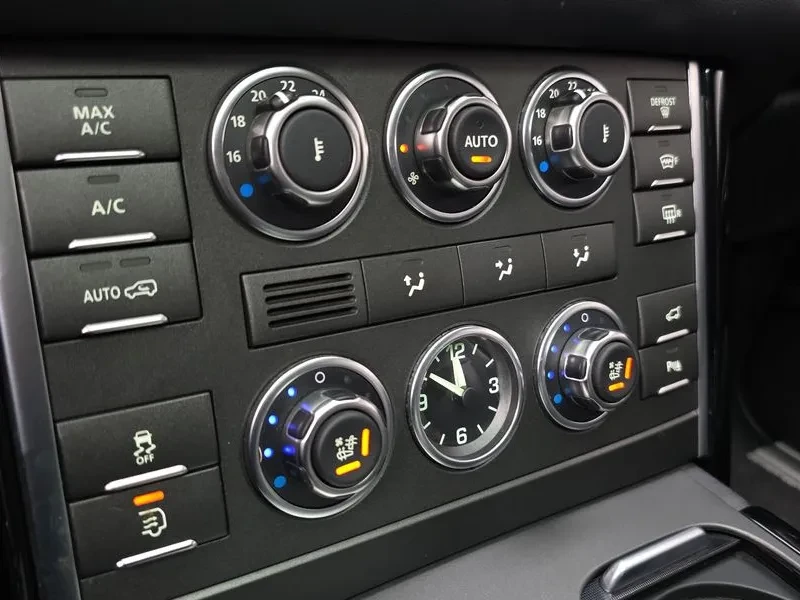 Land Rover Range rover, снимка 16 - Автомобили и джипове - 54504587