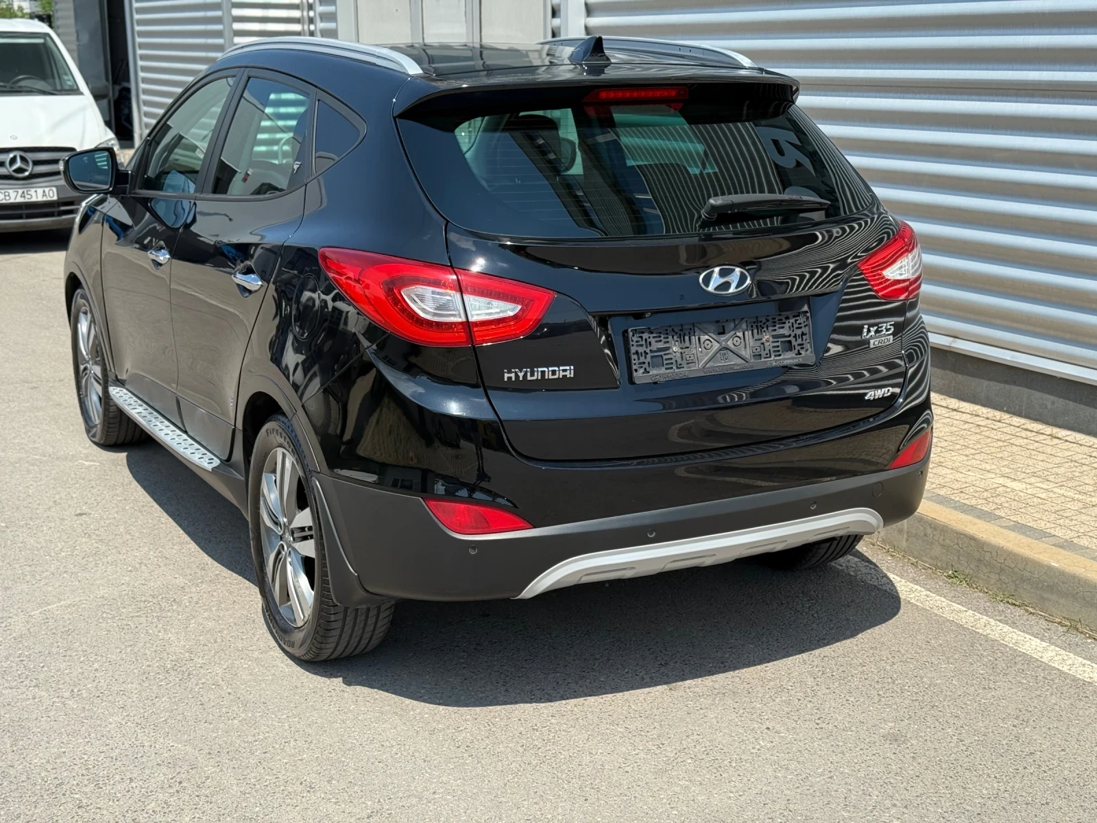 Hyundai IX35 4WD+ N1+ CRDi+ Панорама+ Подгрев+ Камера - изображение 3