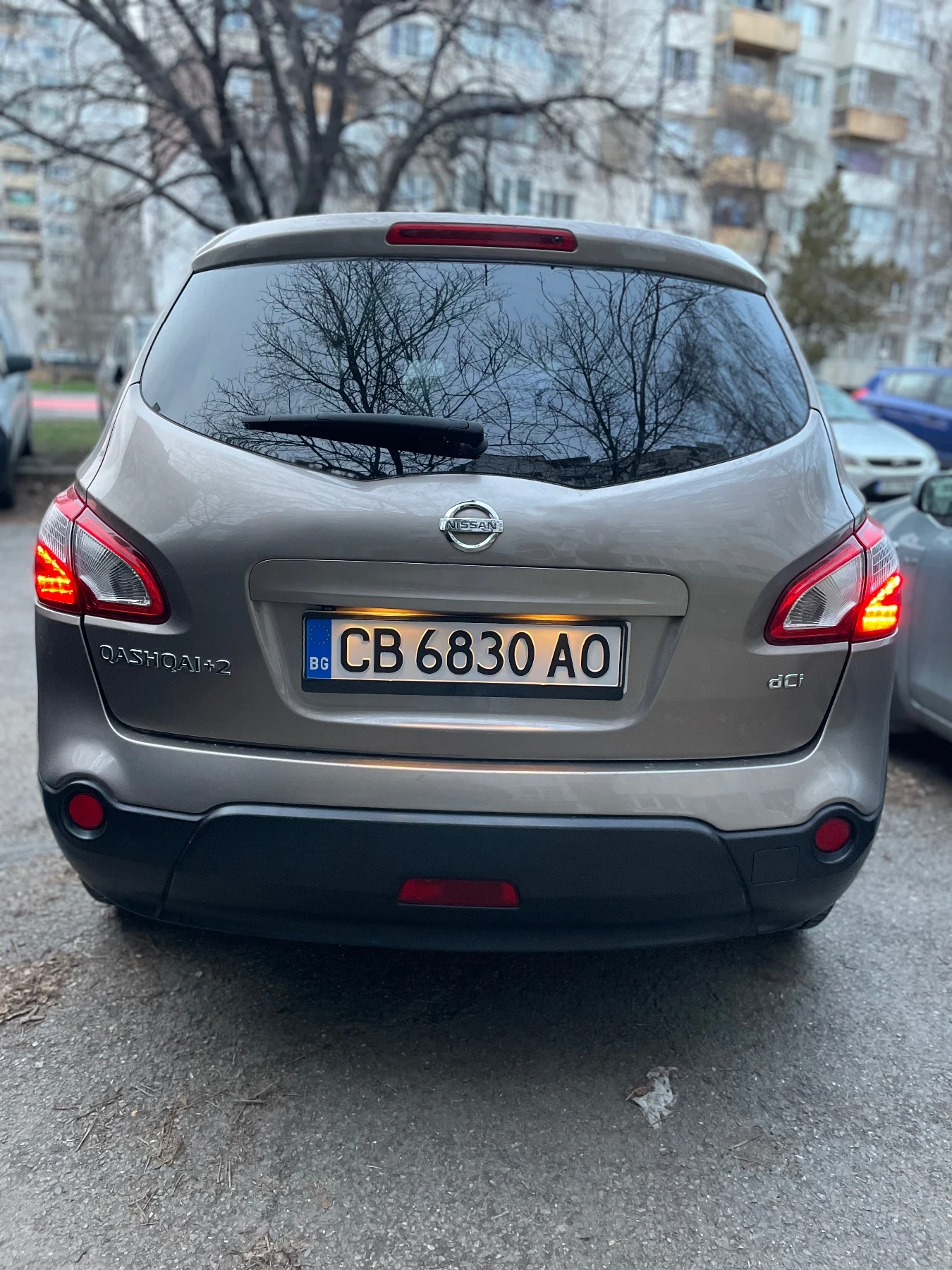 Nissan Qashqai 2.0 DCI Qashqai + 2, снимка 3 - Автомобили и джипове - 53989333