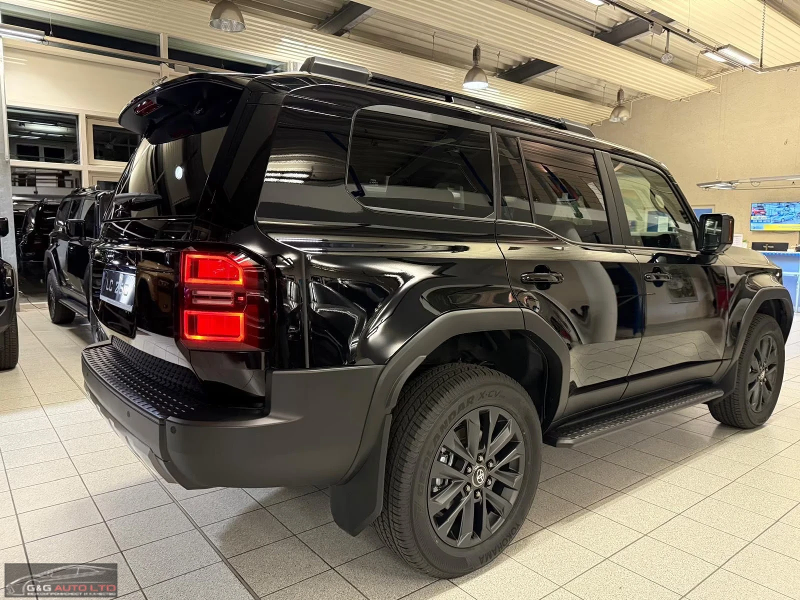 Toyota Land cruiser НОВ!/LC250/204HP/TEC-EDITION/PANO/JBL/HUD/360/205q, снимка 6 - Автомобили и джипове - 54294497