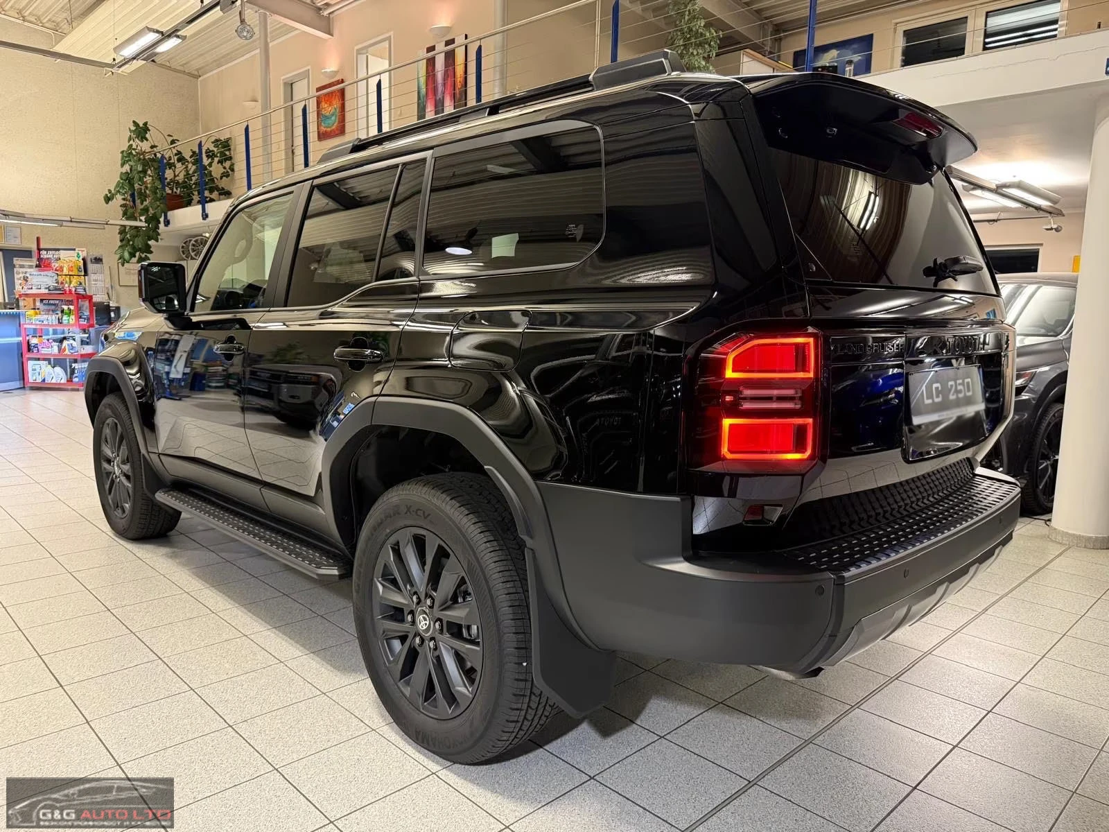 Toyota Land cruiser НОВ!/LC250/204HP/TEC-EDITION/PANO/JBL/HUD/360/205q, снимка 3 - Автомобили и джипове - 54294497