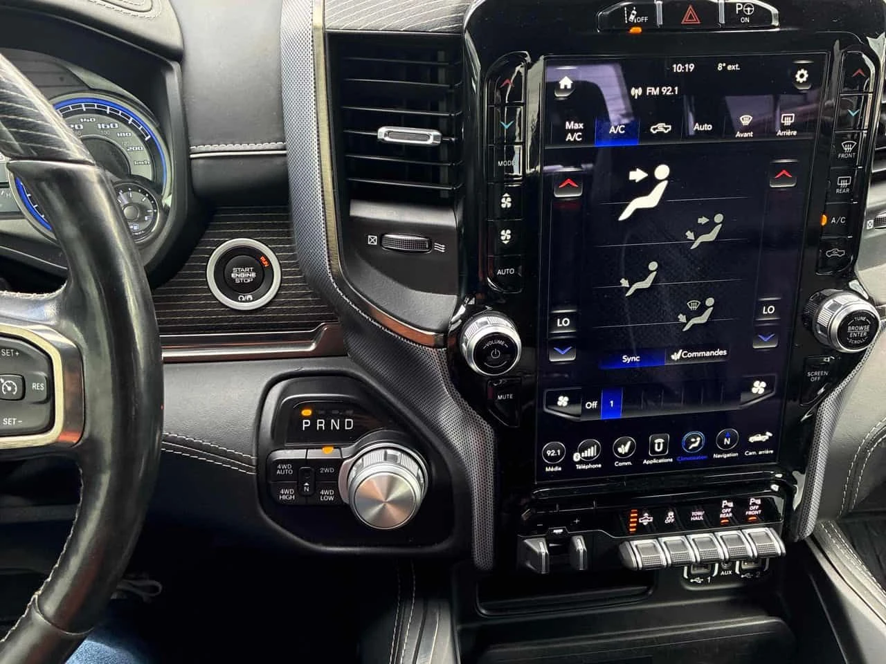 Dodge RAM 1500 Limited /360/Harman Kardon/ОБДУХВАНЕ/ВЪЗДУХ, снимка 9 - Автомобили и джипове - 54383098
