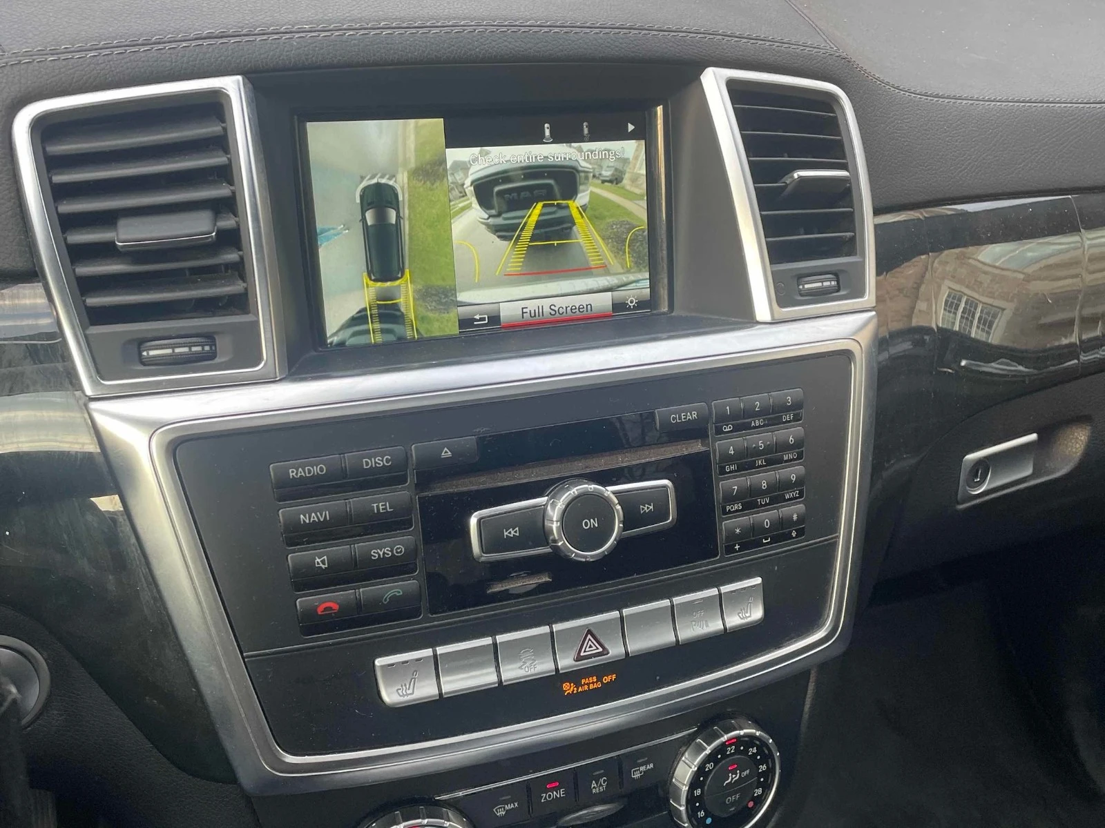 Mercedes-Benz GL 350 AMG* BLUETEC* ПОДГРЕВ* KEYLESS* KAMERA, снимка 12 - Автомобили и джипове - 54479809