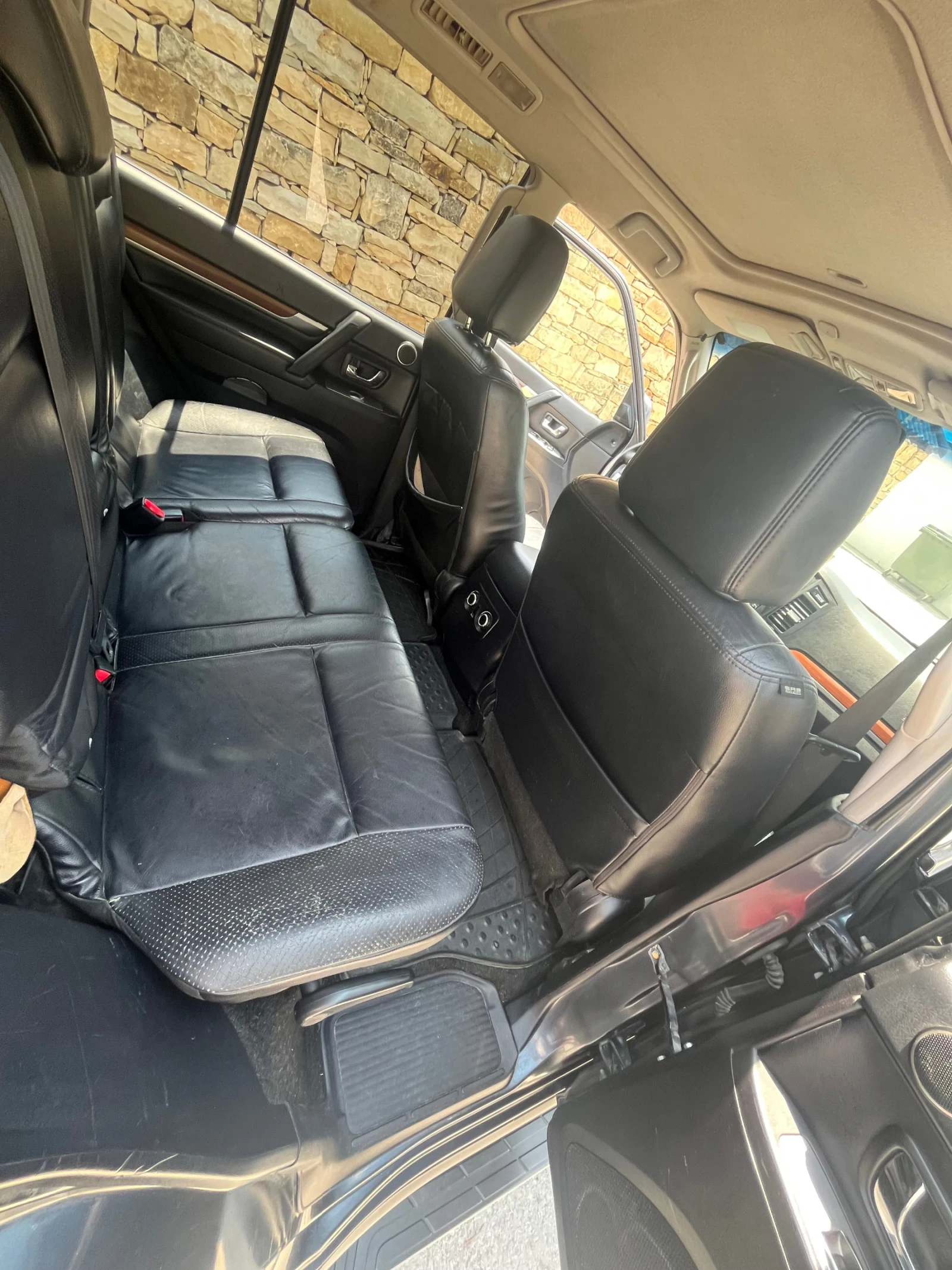 Mitsubishi Pajero, снимка 10 - Автомобили и джипове - 55343021