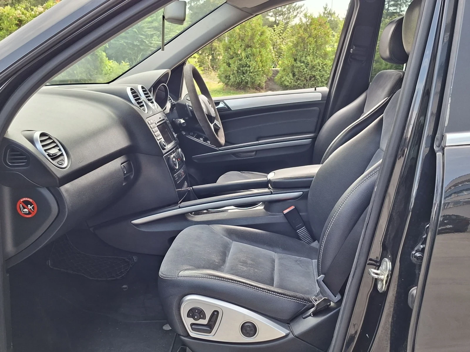 Mercedes-Benz ML Фейслифт, снимка 7 - Автомобили и джипове - 56198821