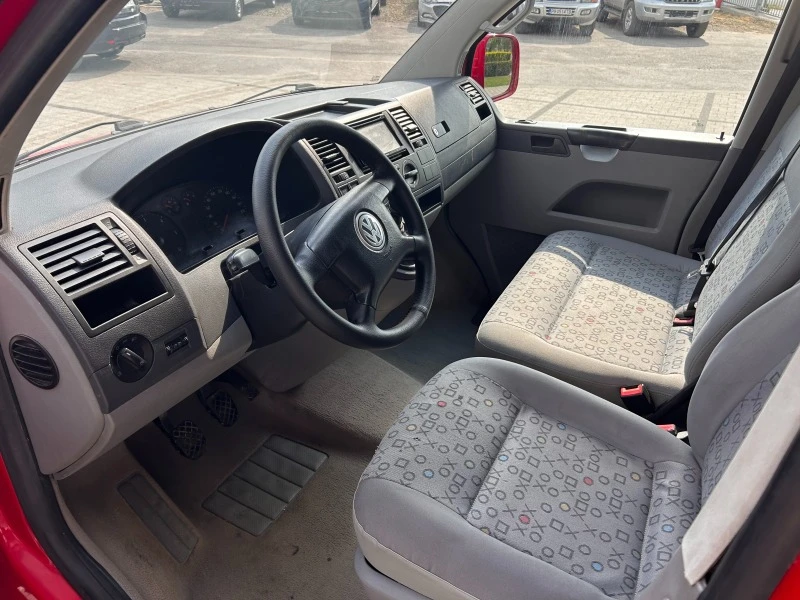 VW Transporter 1.9TDI 6-местен Клима , снимка 10 - Бусове и автобуси - 41945653