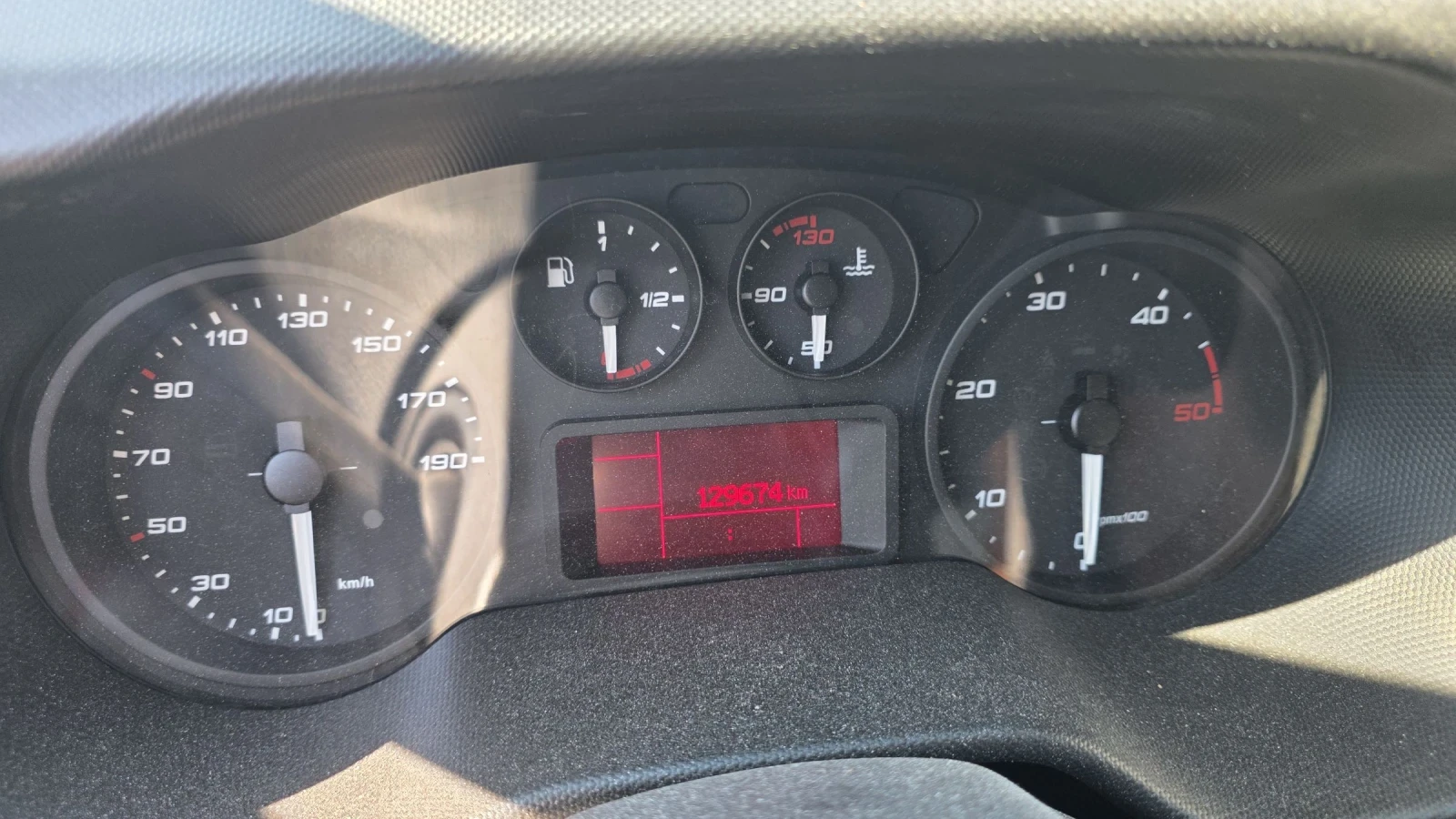 Iveco Daily 35S14 EURO 6 B, снимка 9 - Бусове и автобуси - 55541325