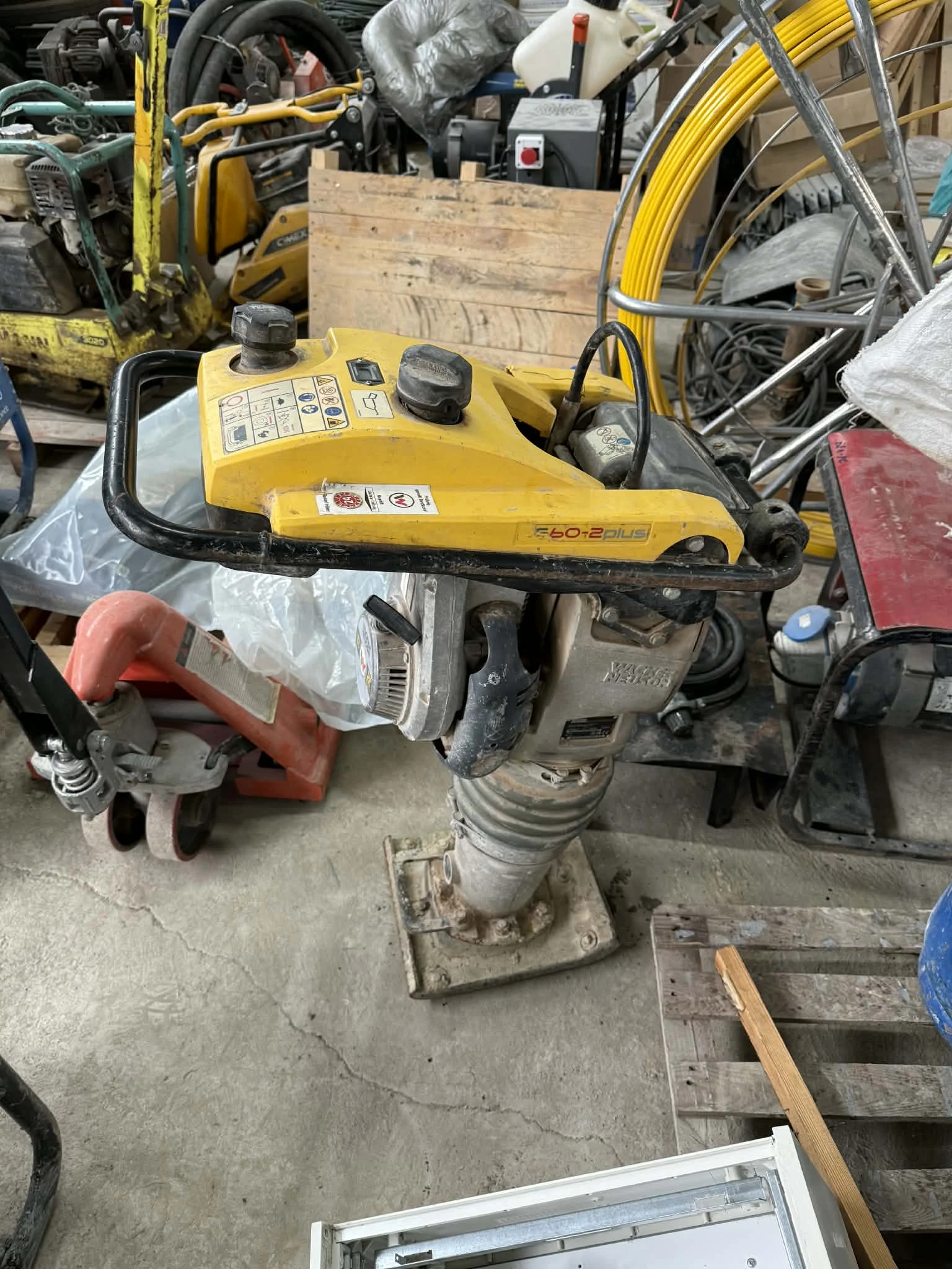 ��������� BOMAG Wacker Neuson BS 60-2 Plus | Mobile.bg � ����������� 1