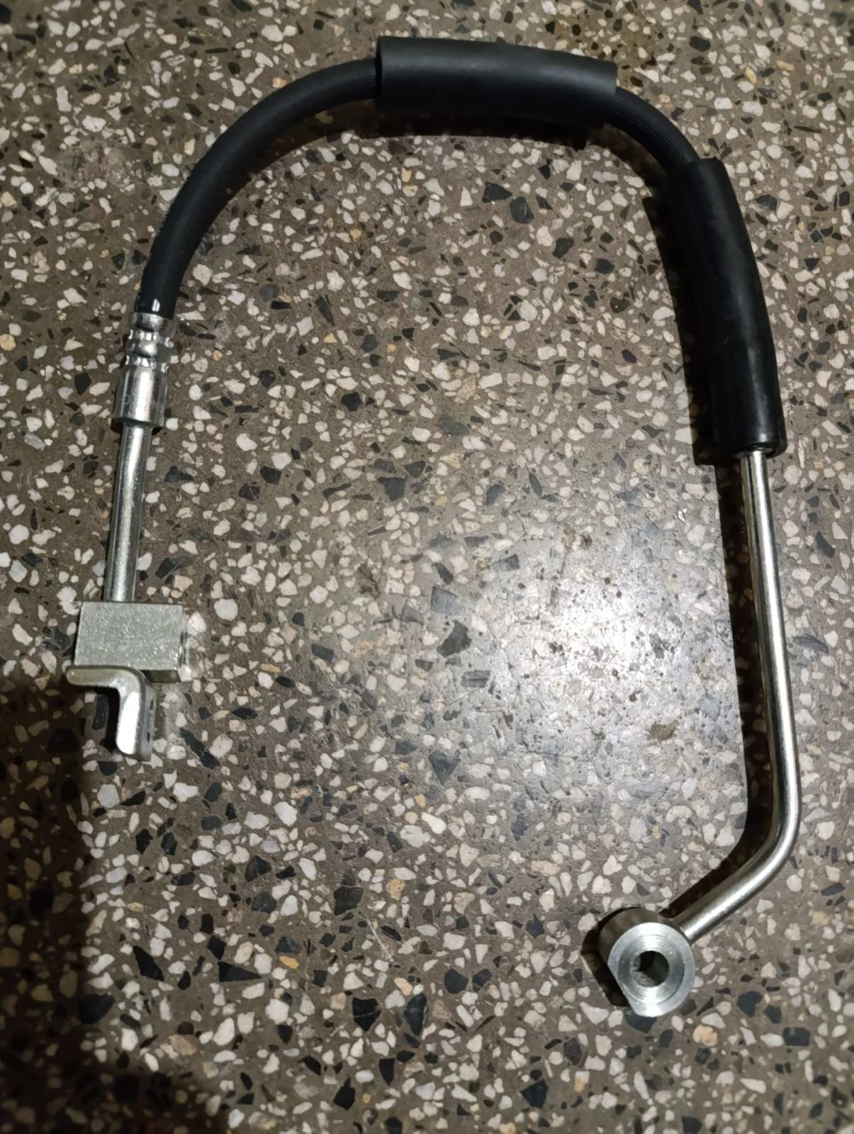 Спирачен маркуч за JEEP Чероки Либерти