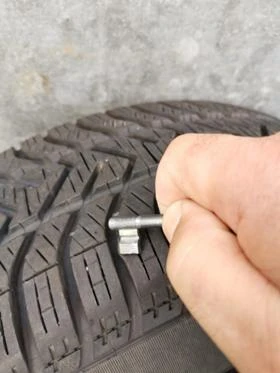 Гуми Зимни 195/60R16, снимка 5