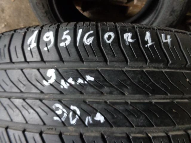 Гуми Летни 195/60R14, снимка 1 - Гуми и джанти - 13119605