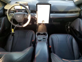 Ford Mustang Mach-E * PREMIUM* AWD* , снимка 9