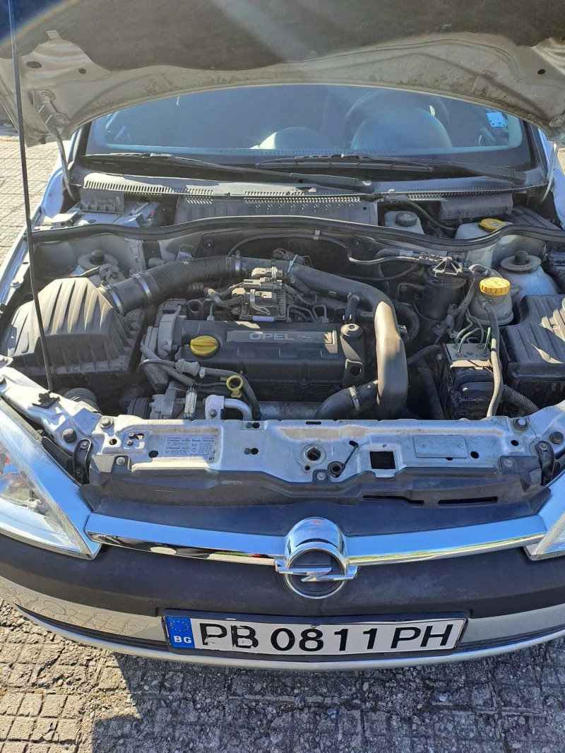 Opel Corsa 1.7 DI, снимка 8 - Автомобили и джипове - 47605819