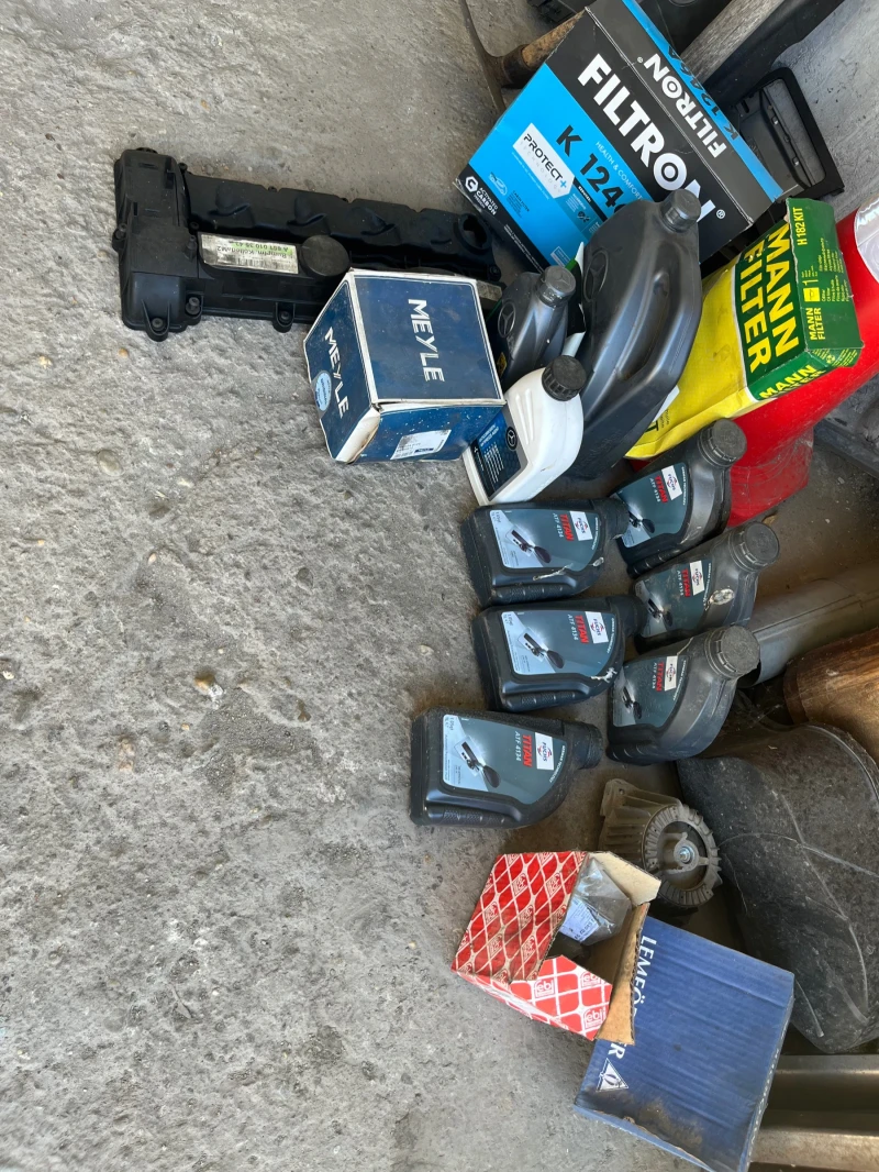 Mercedes-Benz E 250 ОБСЛУЖЕН//НОВ ВНОС//2-РИ СОБСТВЕНИ//ИТАЛИЯ, снимка 14 - Автомобили и джипове - 51778635