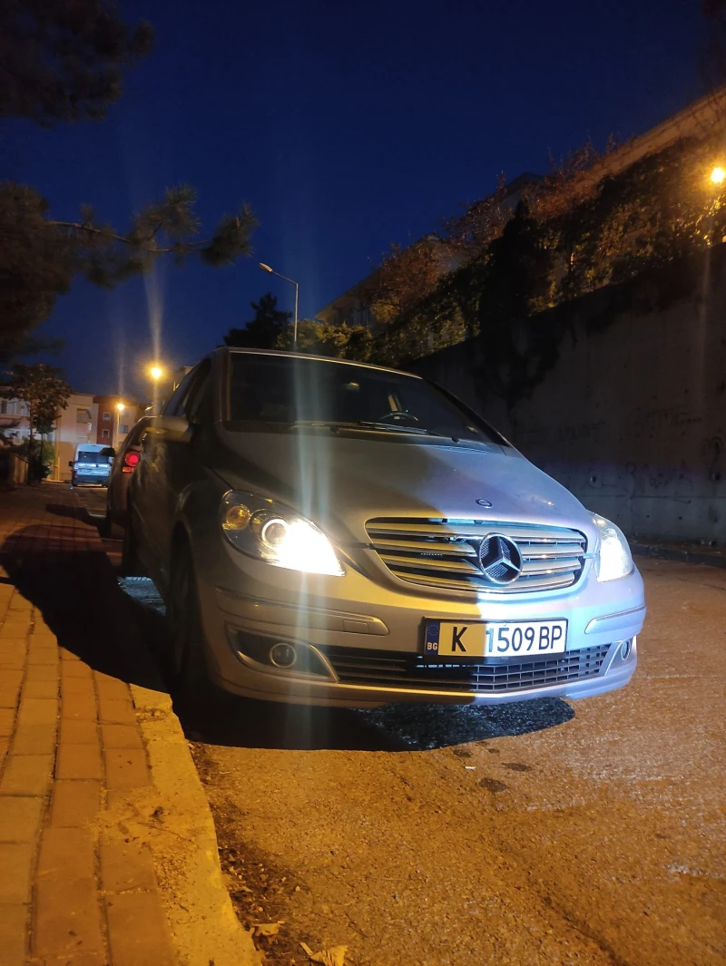 Mercedes-Benz B 180, снимка 11 - Автомобили и джипове - 51967053