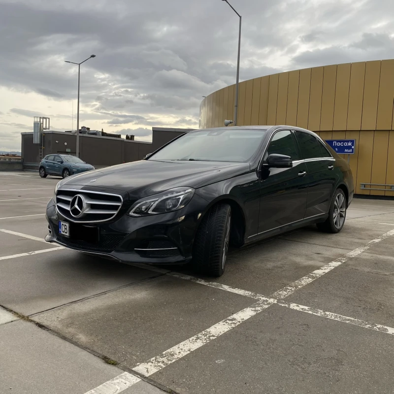 Mercedes-Benz E 300 Bluetec Hybrid , снимка 2 - Автомобили и джипове - 52630588