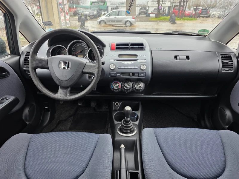 Honda Jazz 1.4 бензин, снимка 10 - Автомобили и джипове - 52668377