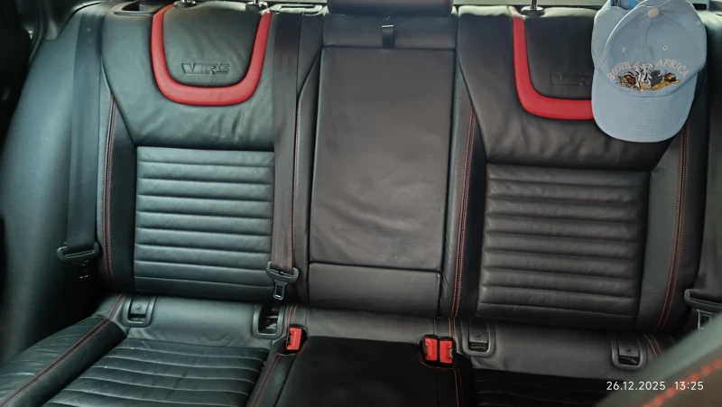 Skoda Octavia 2.0 VRS , снимка 12 - Автомобили и джипове - 52904400