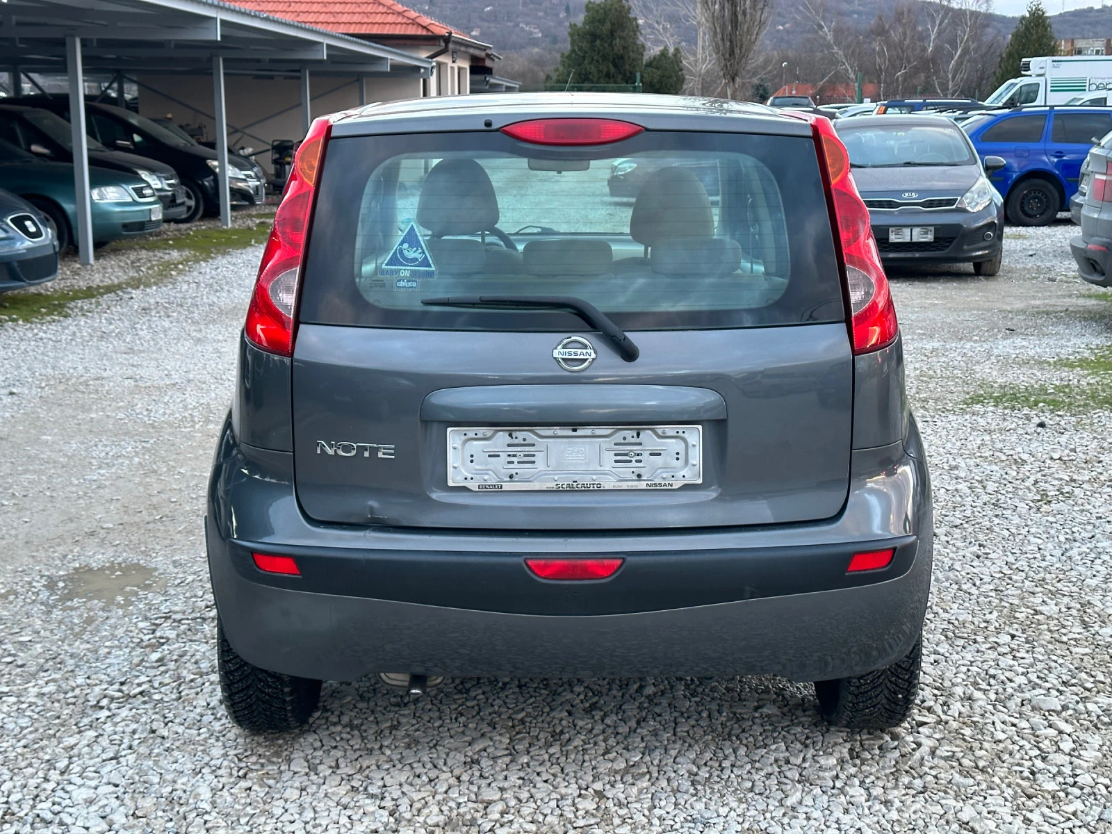 Nissan Note 1.4i - изображение 5