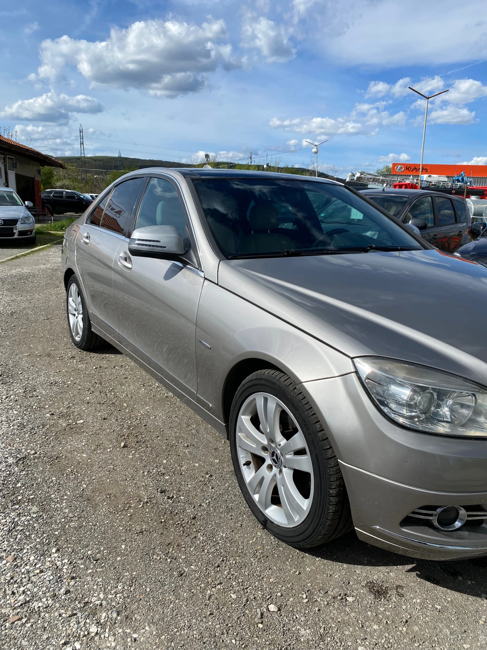 Mercedes-Benz C 220 Avantgarde 2.2 CDI  - изображение 3