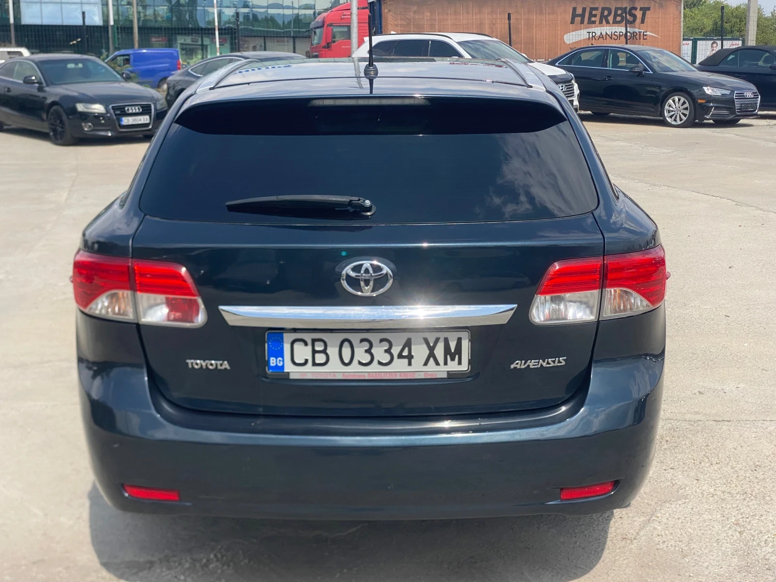 Toyota Avensis 2.2D4D АВТОМАТИК FACELIFT - изображение 4