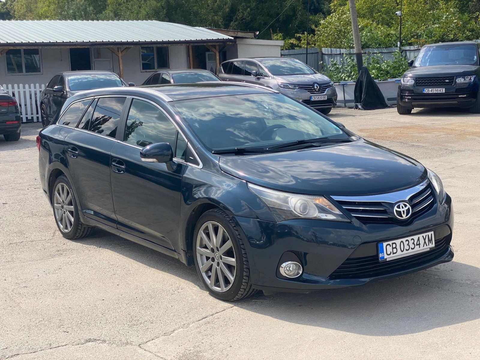 Toyota Avensis 2.2D4D АВТОМАТИК FACELIFT - изображение 2